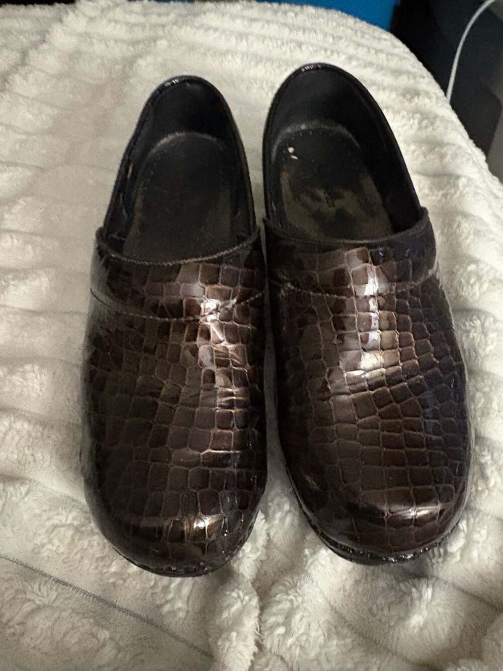 L.L.Bean Clogs Brown Croc Embossed Leather